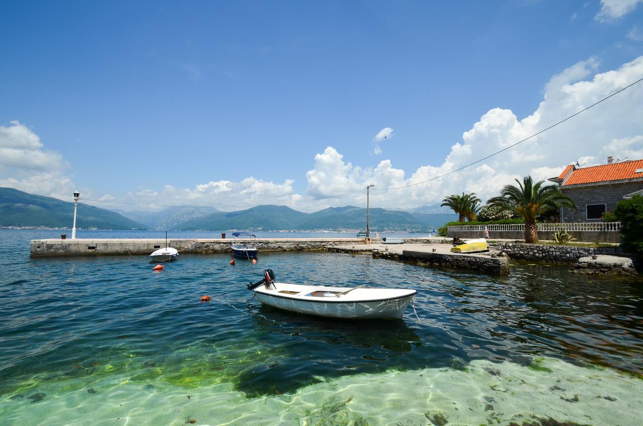 Leut Stone Residence Tivat Exterior foto